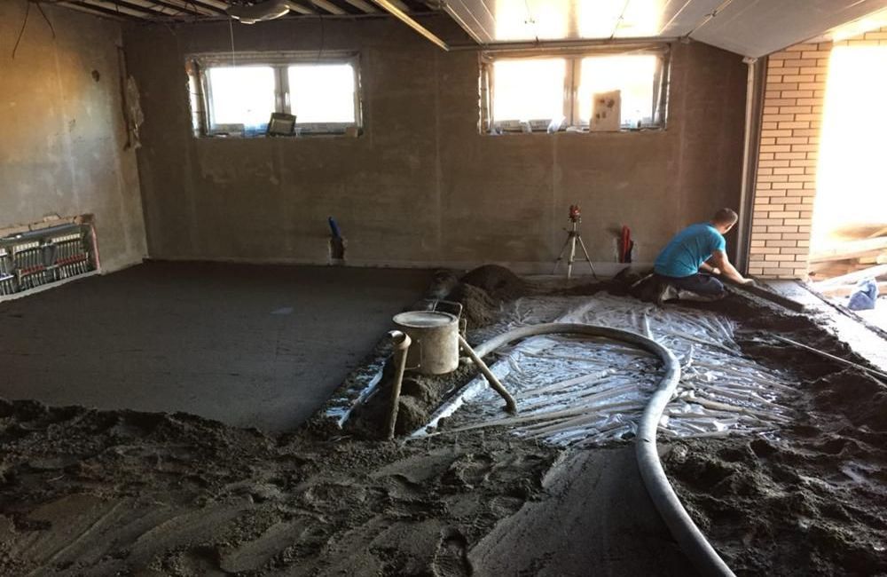 Сколько стоит стяжка пола 1 метр? механизированная полусухая стяжка пола цена