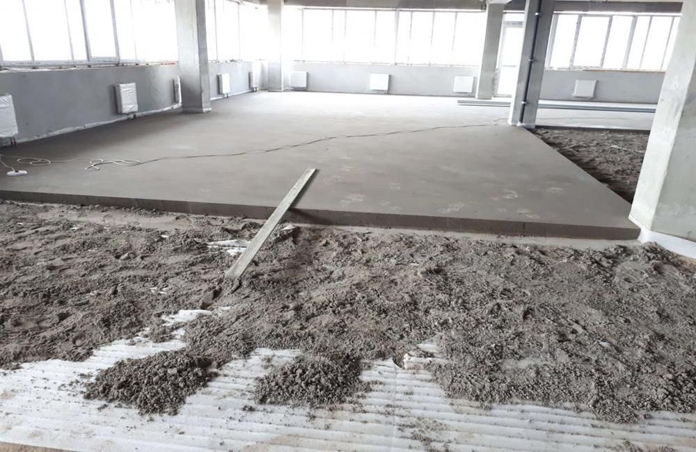 полусухая стяжка в квартире сделать