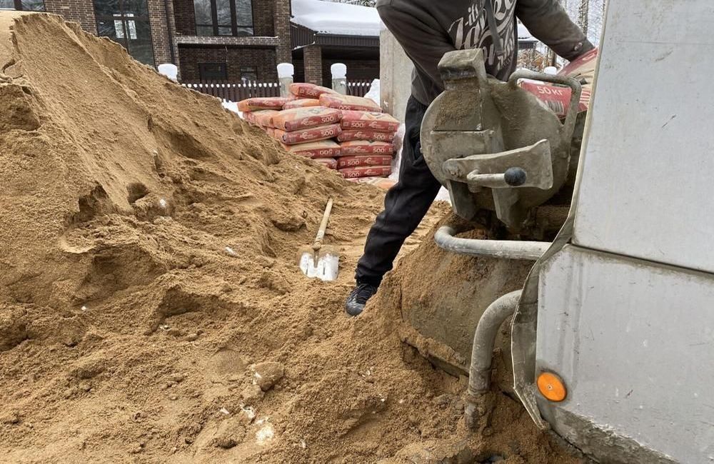 полусухая стяжка пола станцией