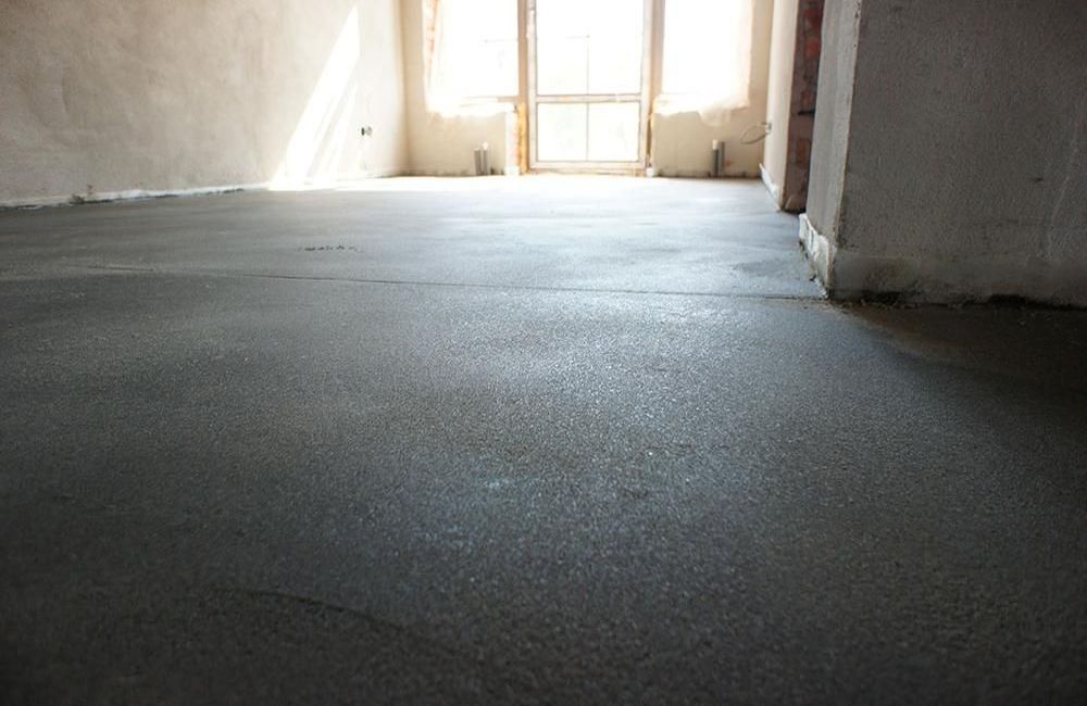 полусухая стяжка в квартире за метр