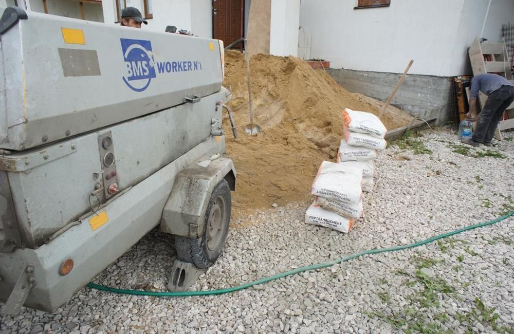 полусухая стяжка с материалом заказать