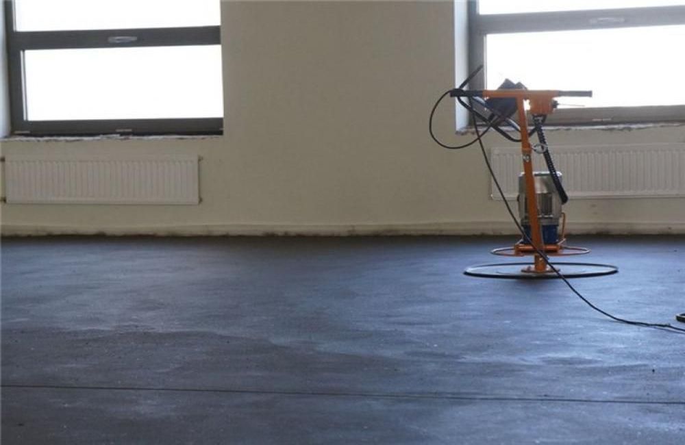 механизированная стяжка полусухим способом