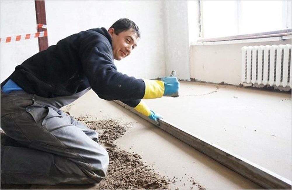 полусухая стяжка в гараже