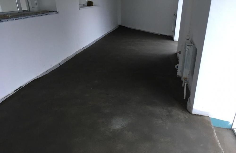 полусухая стяжка на пол в гараже