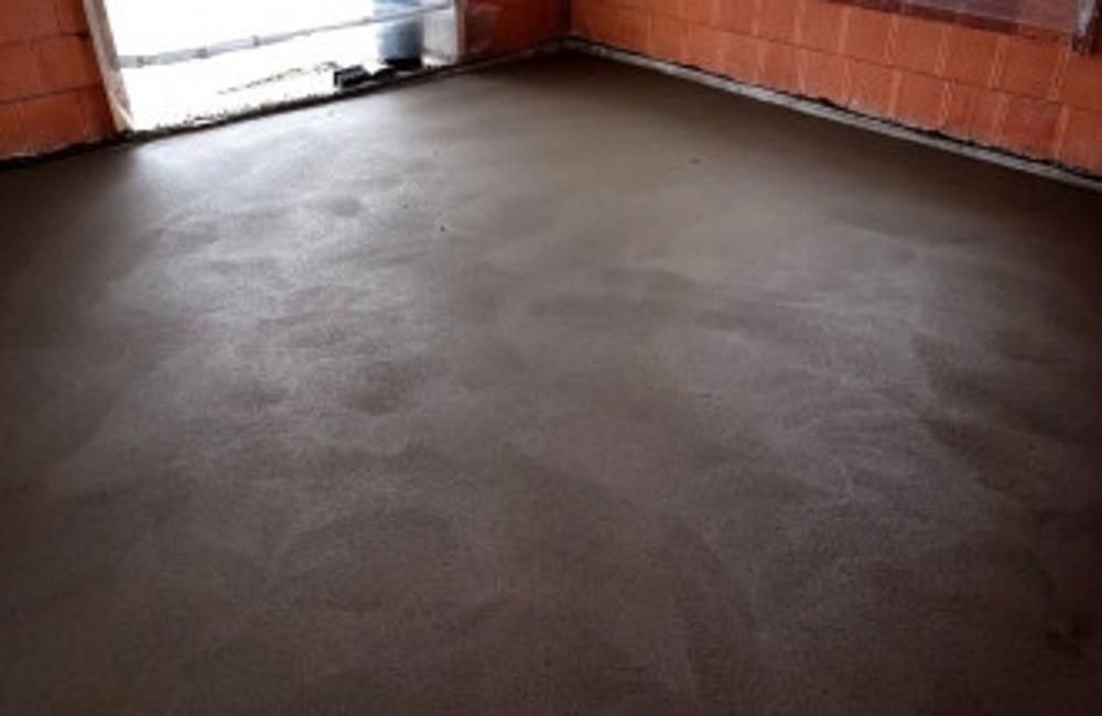 полусухая стяжка на пол с пластификатором