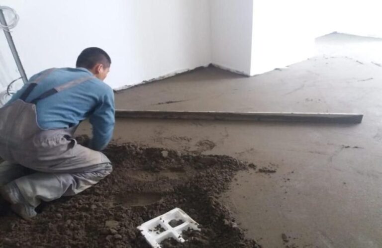 стяжка пола полусухим способом
